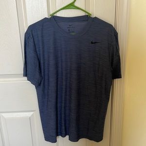 Nike Dri-Fit Large